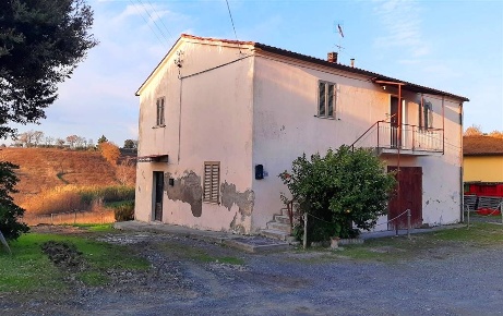 Foto Rustico in Via Roma, Castellina Marittima di 220 m² con 10 locali
