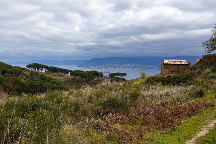 Foto Rustico in Contrada Casazza sn, Messina Camaro Superiore di 90 m²