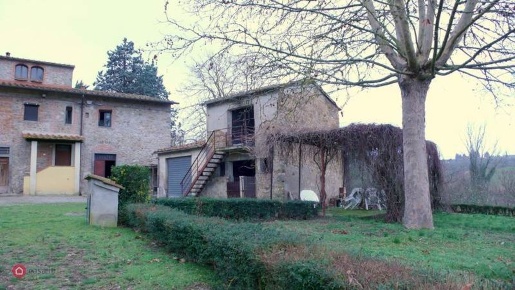 Foto Rustico a Cavriglia di 160 m² con 12 locali in vendita