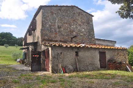 Foto Rustico in Via Castello, Pomarance Serrazzano di 160 m² con 6 locali
