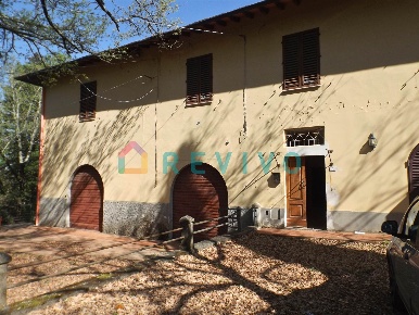 Foto Rustico a San Casciano in Val di Pesa di 300 m² con 12 locali