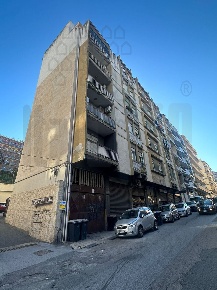 Foto Appartamento in Via Palermo, Messina Giostra di 175 m² con 5 locali
