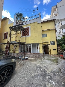 Foto Villa unifamiliare a Messina Annunziata Bassa di 95 m² con 3 locali