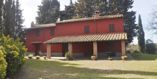 Foto Rustico in Località Montaleo, Guardistallo di 265 m² con 10 locali