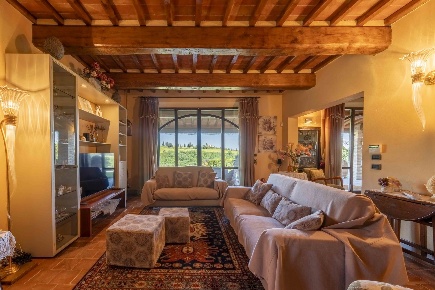 Foto Rustico a Certaldo Pino di 240 m² con 8 locali in vendita