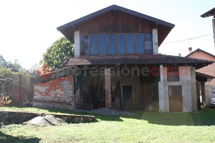 Foto Rustico in dorbiÃ¨ superiore, Castelletto sopra Ticino Centro