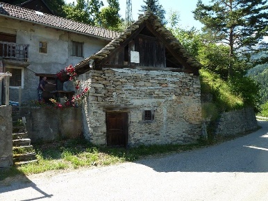 Foto Baita in Via Alpi Lepontine -, Trasquera Centro di 165 m² con 5 locali