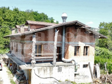 Foto Rustico in Via Degli Alberghi 22, Castel di Casio Centro di 230 m²