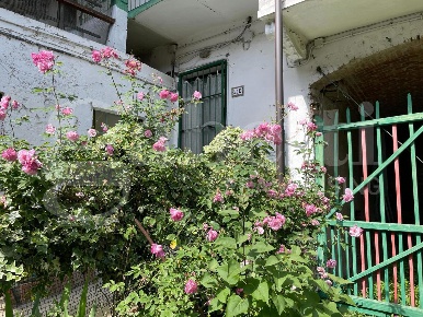 Foto Rustico in Via roma 21, Candia Canavese di 200 m² con 5 locali