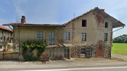 Foto Rustico in Via Roma 79, Roletto di 750 m² con 5 locali in vendita