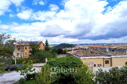 Foto Rustico in Quintino Sella, Campobasso Cese di 195 m² con 7 locali