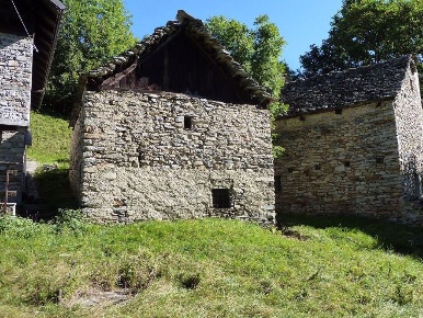 Foto Rustico in Strada S. Domenico -, Varzo di 40 m² con 2 locali