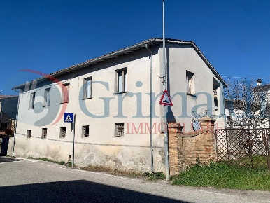Foto Rustico in Via Perticani 1, Foligno Sanmagno, Sterpete, Corvia