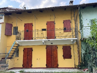 Foto Rustico in Via Rivoli 0, Givoletto Centro di 130 m² con 5 locali