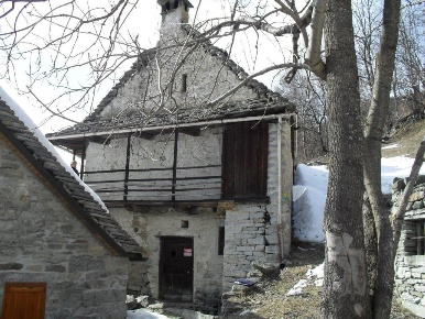 Foto Rustico in Strada San Domenico -, Varzo Centro di 70 m² in vendita