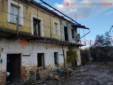 Foto Rustico in Via Rivoli snc, Veroli di 120 m² in vendita