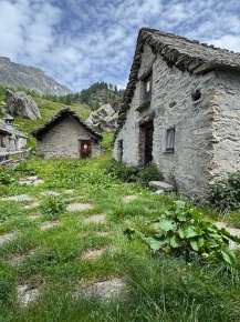 Foto Baita in Via Alpe Veglia -, Varzo di 60 m² con 4 locali in vendita