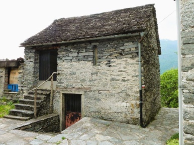 Foto Rustico in Via Dottor Giovaninetti -, Montecrestese Pontetto Roldo