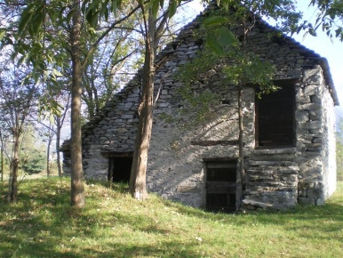 Foto Rustico in Gebi, Masera di 90 m² con 2 locali in vendita