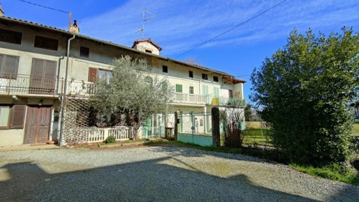 Foto Rustico in Via Roma 15, Borriana di 400 m² con 12 locali in vendita