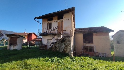 Foto Rustico in Via Borgata Gonteri 25, Cumiana Centro di 180 m² in vendita