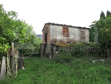Foto Rustico in Via dei pilastri 5, Fosdinovo di 140 m² con 3 locali