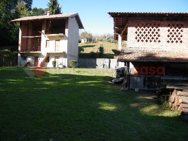 Foto Rustico in VIA. IV  NOVEMBRE, Bogogno Centro di 90 m² con 3 locali