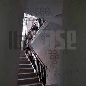 Foto Appartamento a Messina Giostra di 130 m² con 5 locali in vendita