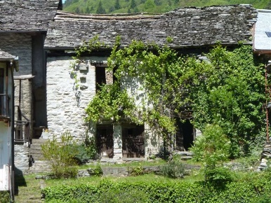 Foto Rustico in Via la colla 1, Varzo di 120 m² in vendita