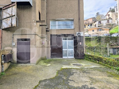 Foto Rustico in Via Palestrina snc, Valmontone di 110 m² con 1 locali