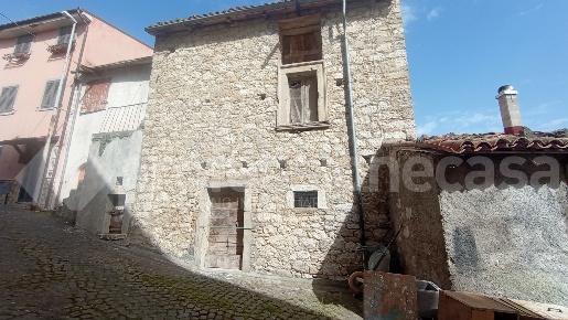 Foto Rustico in Via dell'Aia 6, Ateleta di 89 m² con 2 locali in vendita
