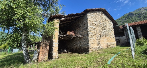 Foto Rustico in Via Sant'Antonio 72, Cantalupa di 290 m² con 4 locali