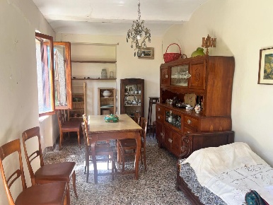 Foto Rustico in Strada Bauchieri 11/13, Cocconato di 195 m² con 11 locali