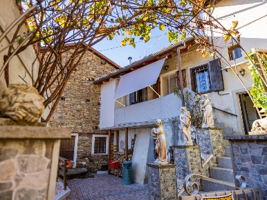 Foto Rustico in Via borgata ciampiano 3, Perosa Argentina di 100 m²
