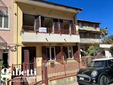 Foto Rustico in Via BENEDETTO BRIN 333, Caronia Centro di 50 m² in vendita