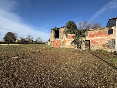 Foto Rustico in Via MATTEOTTI 113, Noventa Vicentina Centro di 100 m²