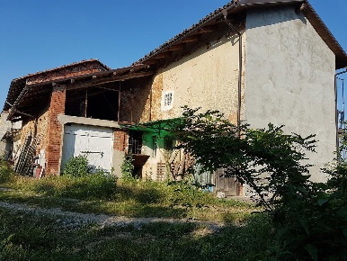 Foto Rustico in Località Castagnassa, Rocchetta Tanaro di 120 m² in vendita