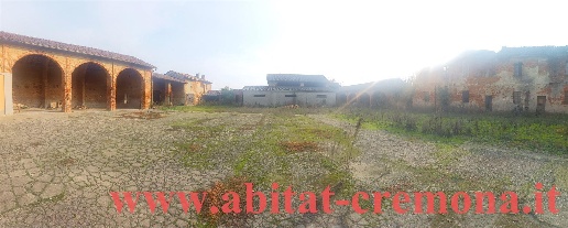 Foto Rustico in via santa cristina, Cremona Santa Cristina di 2430 m²
