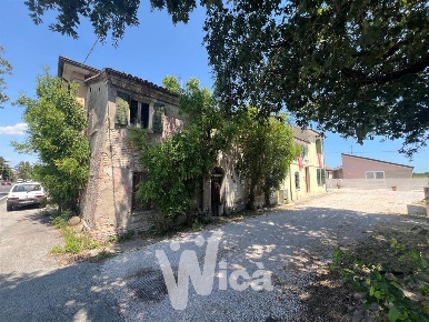 Foto Rustico a Cesena di 115 m² in vendita