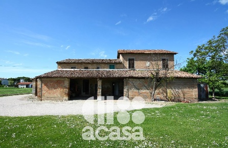 Foto Rustico in via montaletto, Cesena Martorano - Ronta di 350 m²