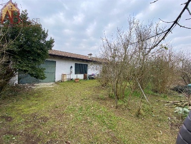 Foto Rustico in strada della pescatora, Vigevano Buccella di 150 m²