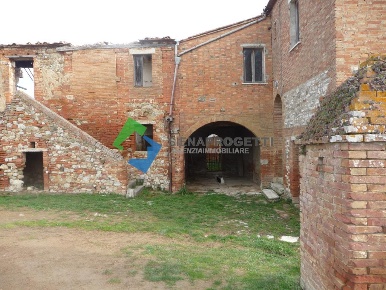 Foto Rustico a Asciano Torre a Castello di 750 m² in vendita