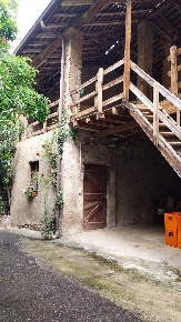 Foto Rustico a Pontirolo Nuovo di 140 m² con 3 locali in vendita