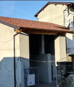 Foto Rustico in sentiero bricola, Calolziocorte Centro di 150 m² in vendita