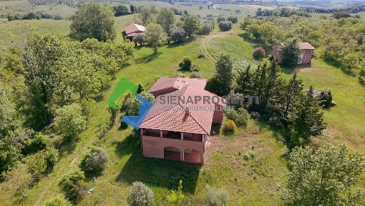 Foto Rustico a Siena Pieve a Bozzone - Vico d'Arbia di 1040 m² in vendita