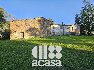 Foto Rustico a Roncofreddo Diolaguardia di 900 m² in vendita