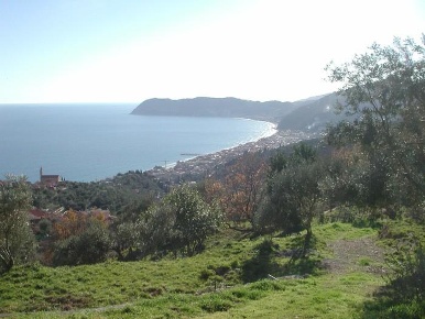 Foto Rustico in strada panoramica Solva Cavia, Alassio di 70 m² in vendita