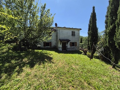 Foto Rustico a Vicchio di 490 m² con 27 locali in vendita