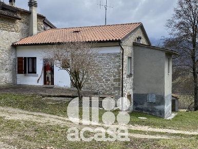 Foto Rustico a Bagno di Romagna di 199 m² con 7 locali in vendita