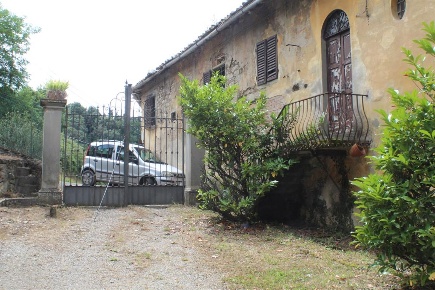 Foto Rustico a Reggello di 2000 m² con 56 locali in vendita